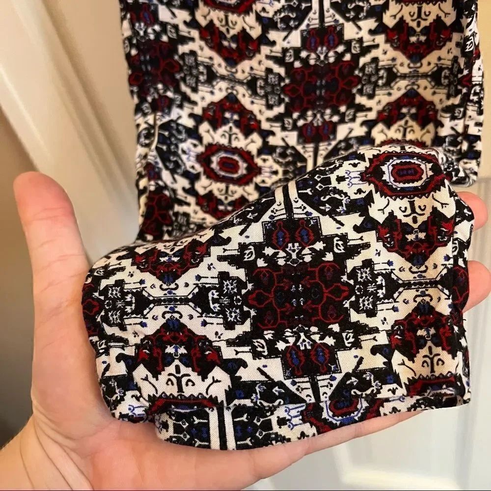 Divided patterned pants   - Picture 5 of 6